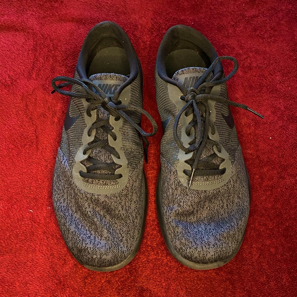 NIKE Flex Control Shoes, Black